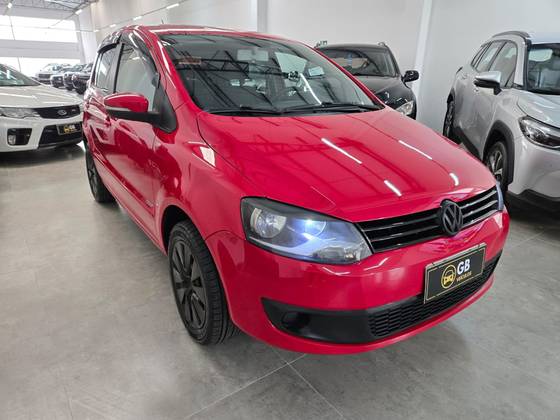VOLKSWAGEN FOX 1.0 MI 8V FLEX 4P MANUAL VOLKSWAGEN FOX 1.0 MI 8V FLEX 4P MANUAL